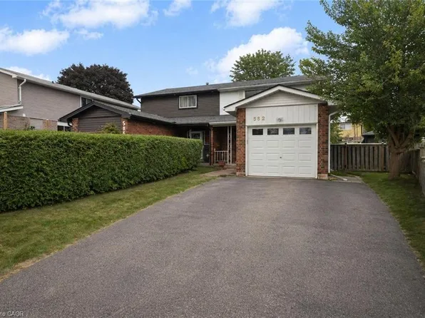 582 Lakeview Ave, Oshawa, ON L1J 1B1