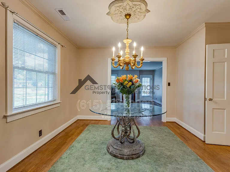 715 Hillsboro Rd — Photo 20