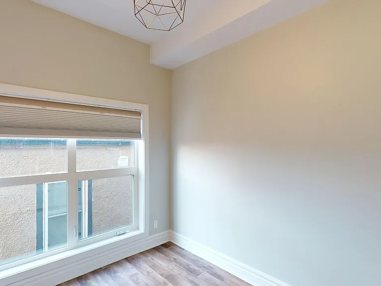 605 15th Ave SW #20 — Photo 9