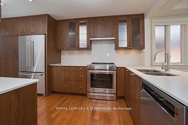 85 Admiral Rd #202 — Photo 4