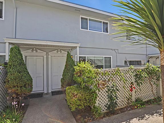 2nd image of 2022 Trousdale Dr #7