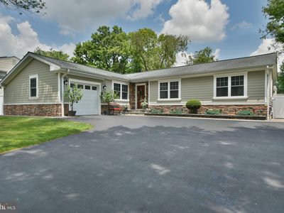 12 Rydal Dr, Lawrence Township, NJ, 08648