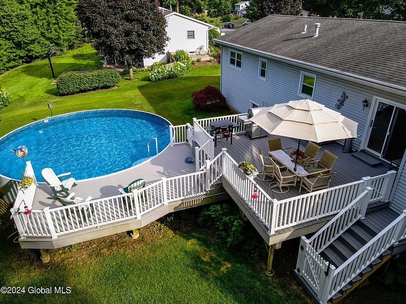 2nd image of 68 St Andrews Drive