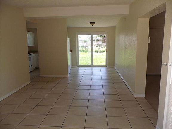 3rd image of 5913 S 81st St