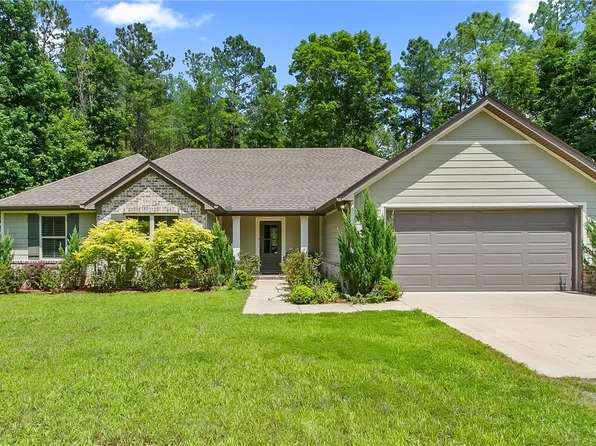 17647 Hayes Rd, Northport, AL 35475