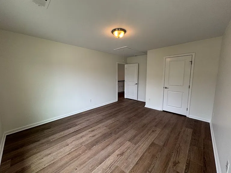 219 Luna Trl — Photo 24