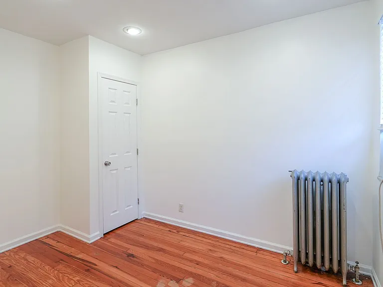 2127 S Beechwood St — Photo 17