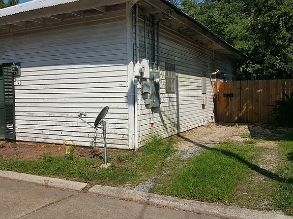 2nd image of 140 Constance Ave