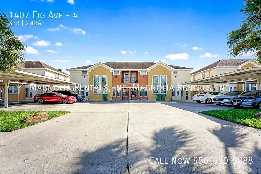 1407 W Fig Ave #4