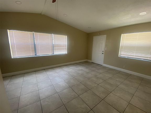 3rd image of 1716 NW 15th Court