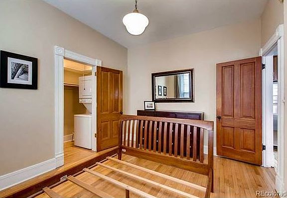 5th image of 238 S Lincoln St #2