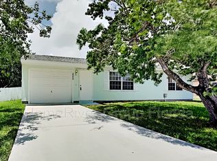 2250 SE Friendship St, Port Saint Lucie, FL 34952