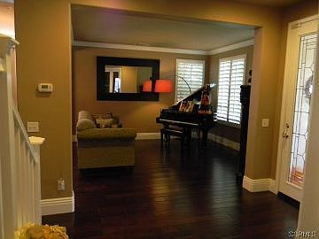 5th image of 3715 Holly Springs Dr