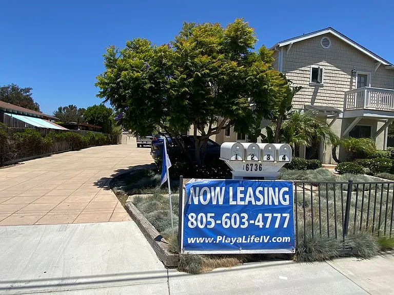6736 Sueno Rd — Photo 21