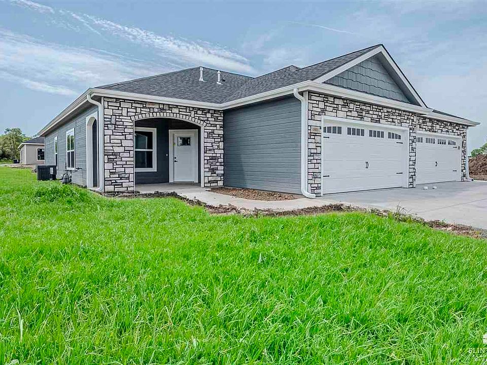 1801 NW 17th St, Abilene, KS 67410 | MLS #20251662 | Zillow