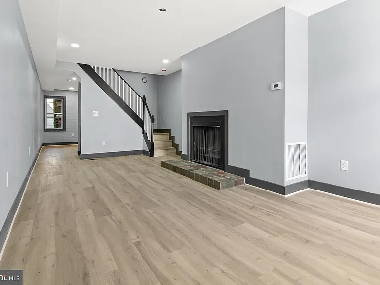 808 E Fort Ave — Photo 7