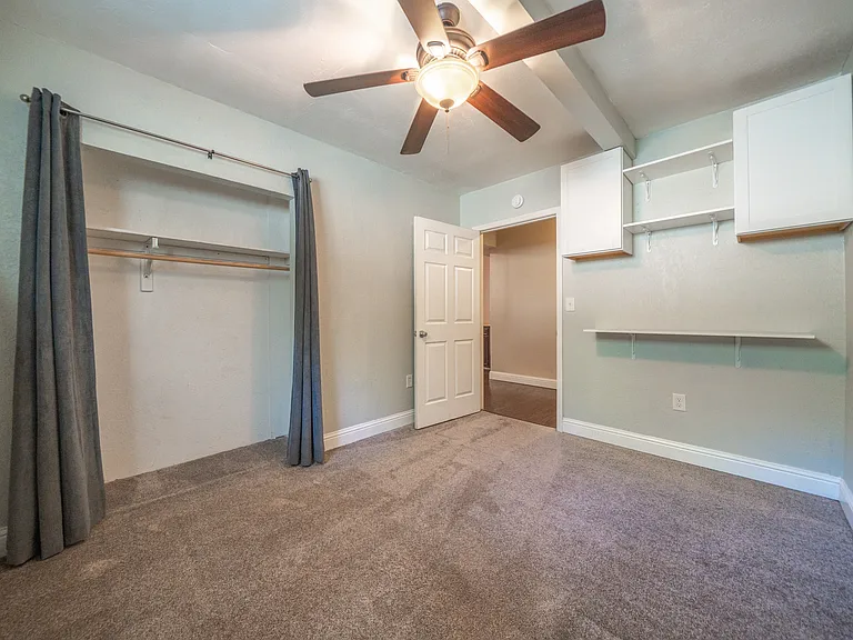 17659 Melwood Ln — Photo 44