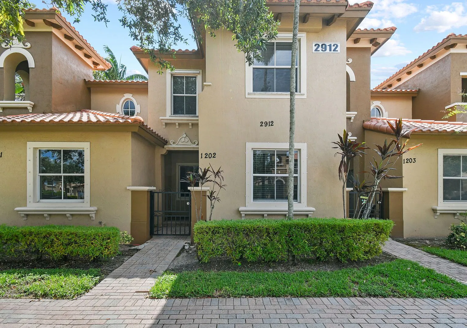Limited Time offer... First Month & Security Deposit to move in! — Photo 1