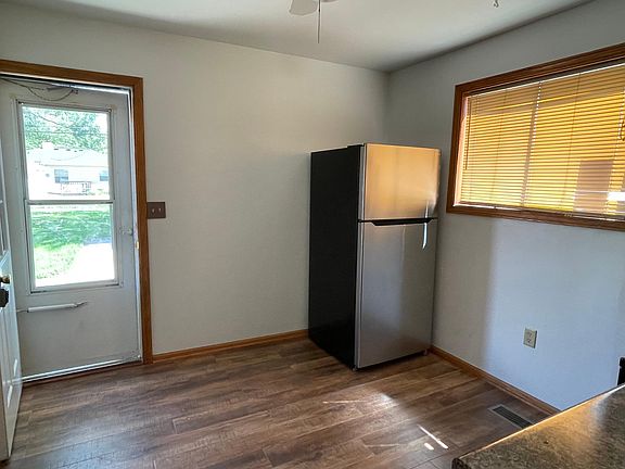 kitchen (new fridge)