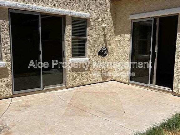 5th image of 4661 E Laurel Ave