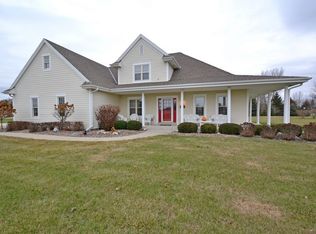 S52W25220 Poppy Fields Rd, Waukesha, WI 53189