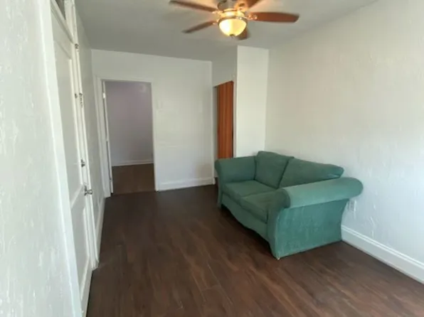 401 Colonia Ln E, Nokomis, FL