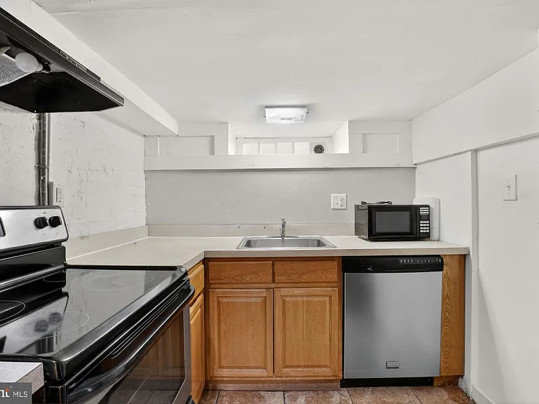 3512 Lancaster Ave #1W — Photo 17