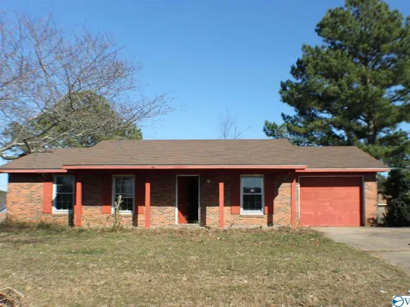 2113 Stanford St, Athens, AL 35611