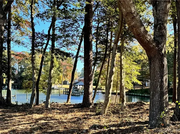 10 Oyster Point Dr Lot 10, Reedville, VA 22539