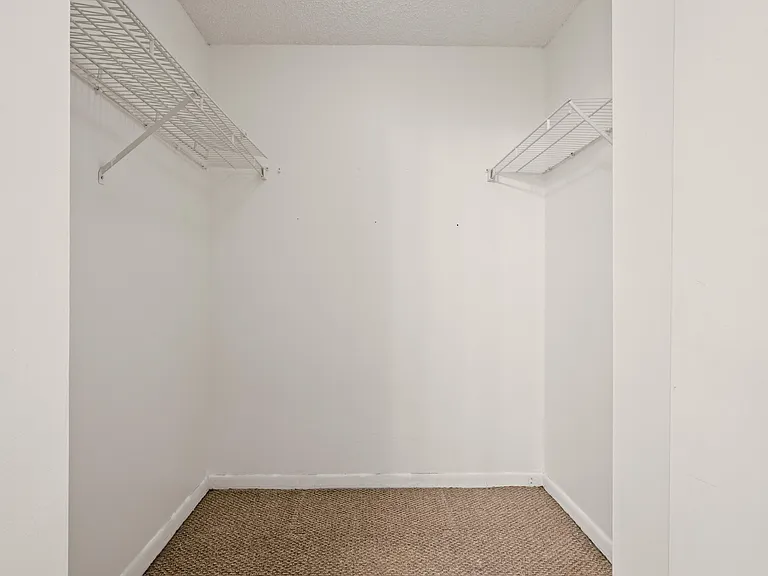 6960 SW 39th St #E205 — Photo 18