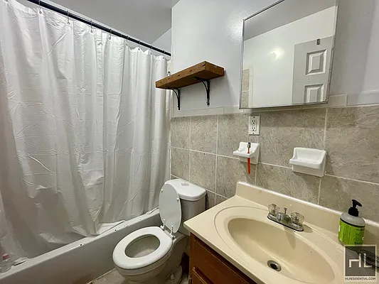 Rented by Highline Residential | media 7