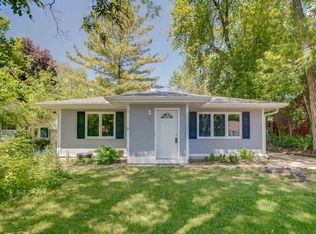 924 Ridgewood Way, Madison, WI 53713