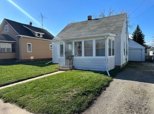 1627 Ontario St, Oshkosh, WI 54901