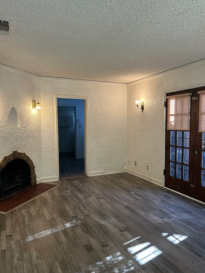 2 bed, 1700 sqft, $1,875 — Photo 3
