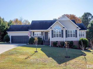 179 Colonial Hills Dr, Lillington, NC 27546