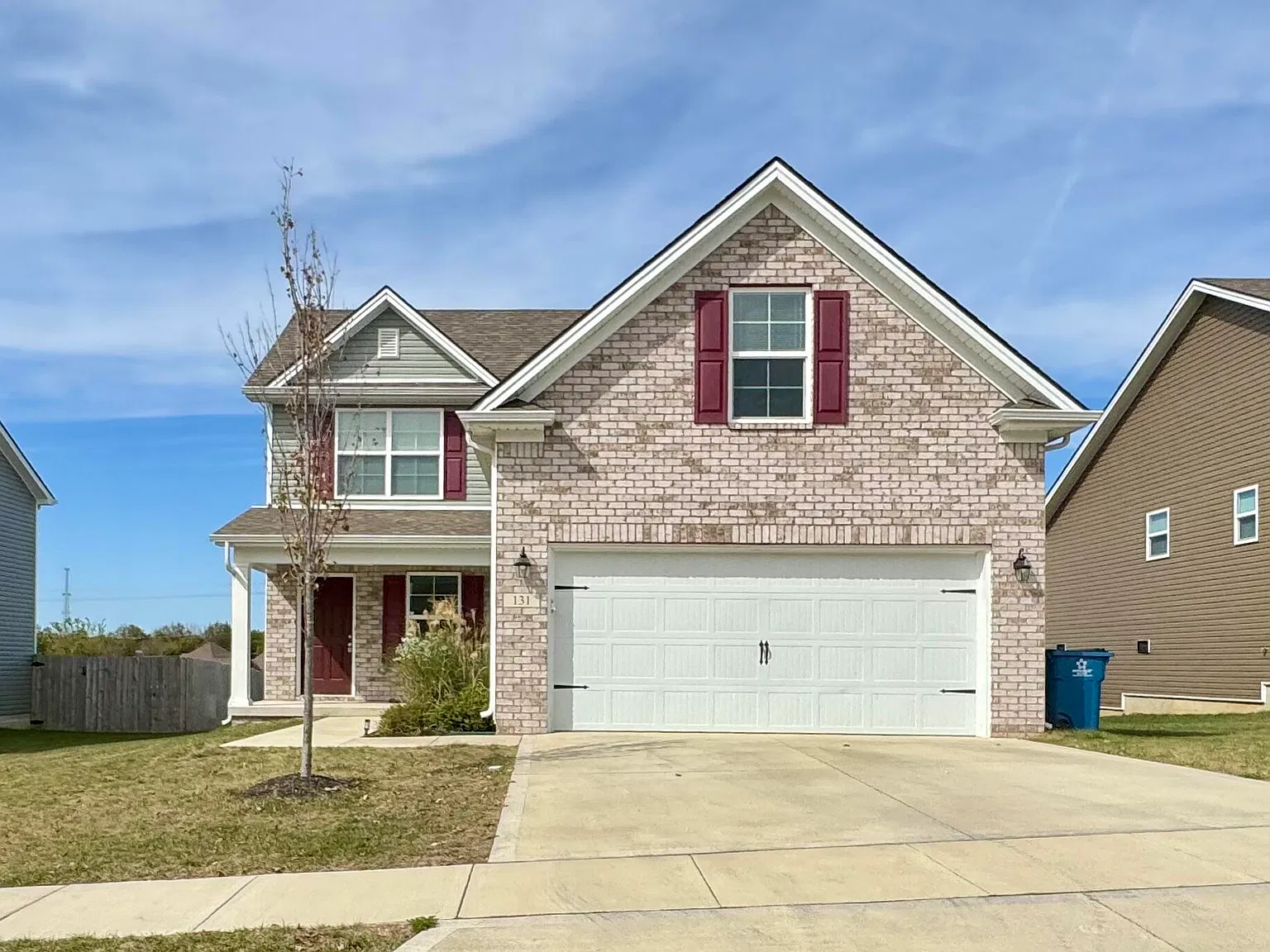4 bed, 2.5 bath, 2100 sqft, $2,495 — Photo 2