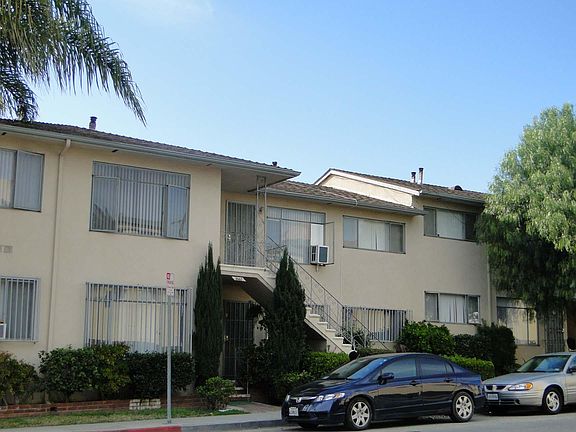 2nd image of 1661 N Bronson Ave #0