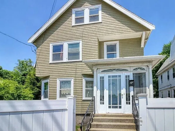 3 Glenmore Ter #1, Newton, MA 02461