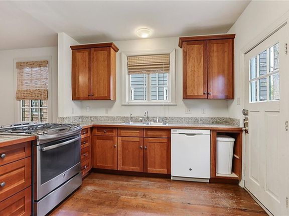 5th image of 3525 Nashville Ave