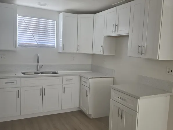 66650 Acoma Ave APT 1, Desert Hot Springs, CA 92240