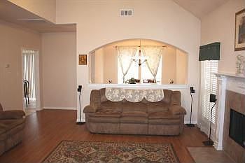4th image of 1312 Marchant Pl