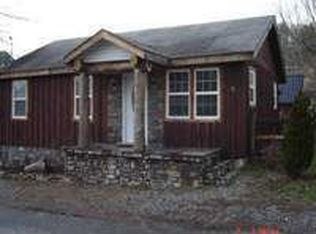 53 Cefdar St, Ellijay, GA 30540