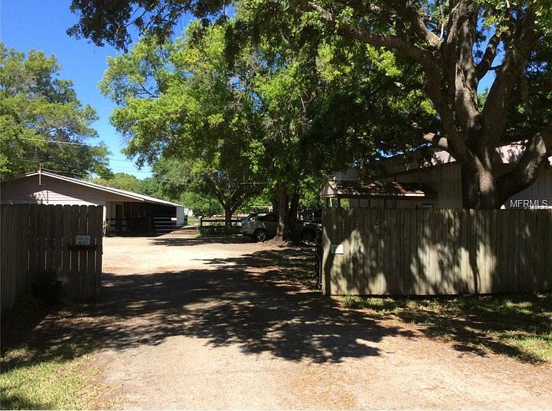 2nd image of 8747 N River Rd