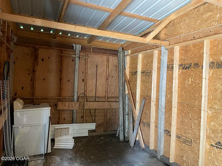 1417 Crow St — Photo 29