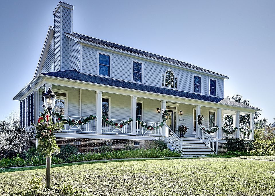 1st image of 328 Holiday Hills Dr
