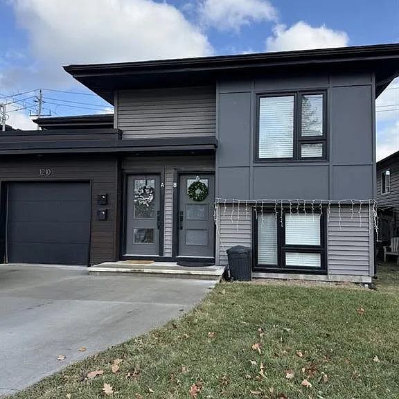 1210 Laurendeau Ave — Photo 1