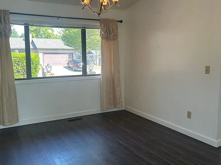 2774 Jessica Cir — Photo 40