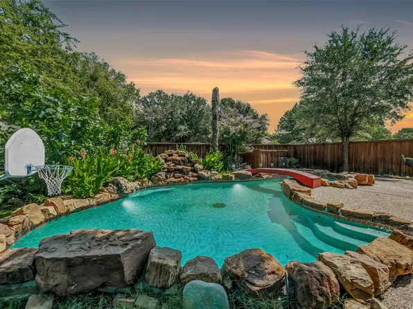 708 Dove Cir, Coppell, TX 75019