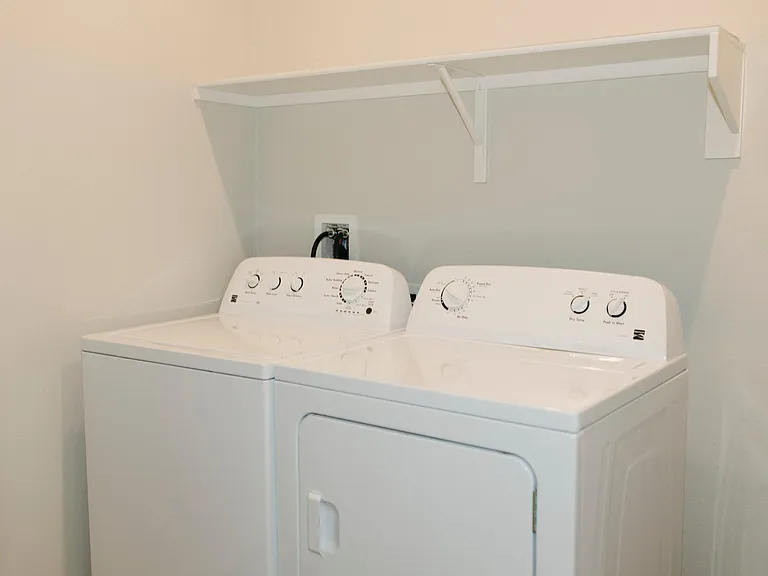 Laundry Room (Indoor)