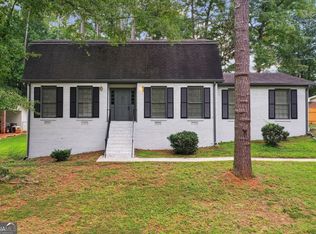 1665 Oak Ridge Cir, Stone Mountain, GA 30087